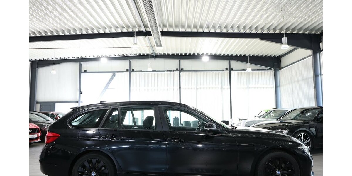 BMW 330d Touring xDrive Advantage / LED, HEAD-UP 227.000 km 11.902 &euro; Hamm 59077