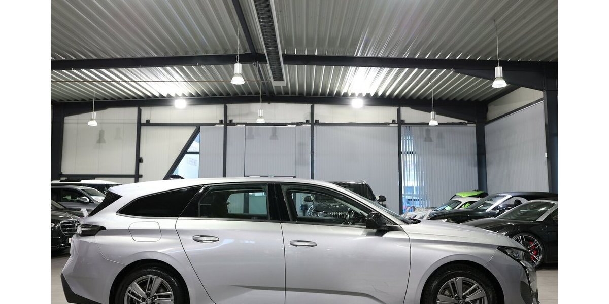 Peugeot 308 SW 130 BLUE-HDI ACTIVE PACK / I-COCKPIT, LED 130.000 km 15.555 &euro; Hamm 59077