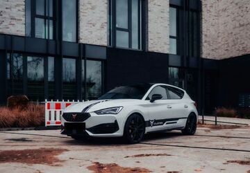 Cupra Leon 49.337 km 31.200 &euro; Ahlen 59229