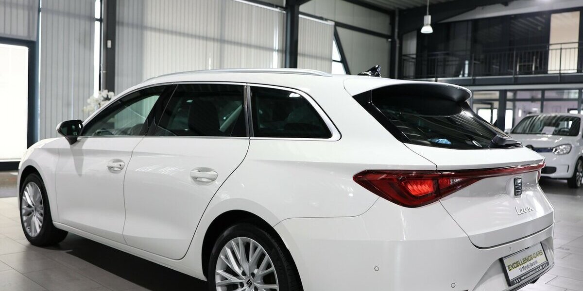 Seat Leon ST 2.0 TDI DSG XCELLENCE / LEDER / ACC+LANE 75.000 km 18.221 &euro; Hamm 59077