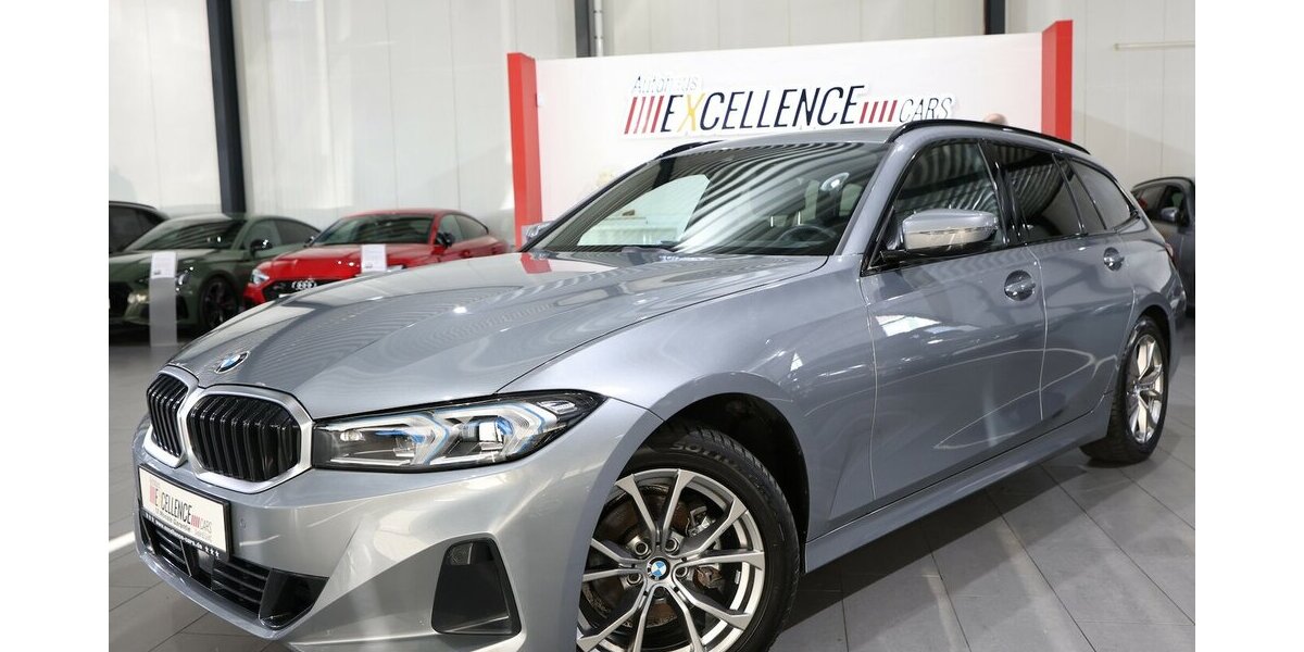 BMW 318d Touring SPORT / PANORAMA,LEDER,CURVED+HUD 53.000 km 28.993 &euro; Hamm 59077