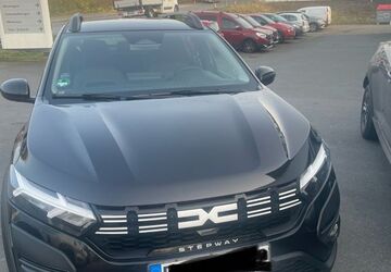 Dacia Sandero 16.200 km 16.990 &euro; Dortmund 44379