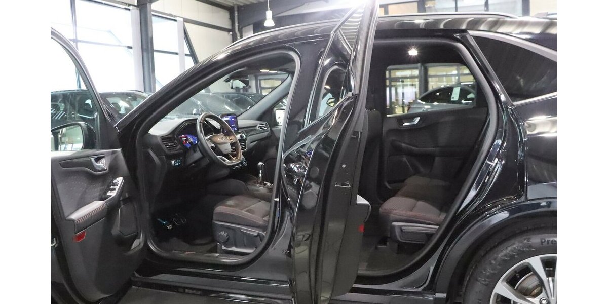 Ford Kuga 2.0 ECOBLUE STYLE ST-LINE SPORT BLACK / LED 125.000 km 17.444 &euro; Hamm 59077