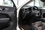Volvo XC60 D4 MOMENTUM PRO / PANORAMA, MATRIX-LED 130.000 km 26.991 &euro; Hamm 59077