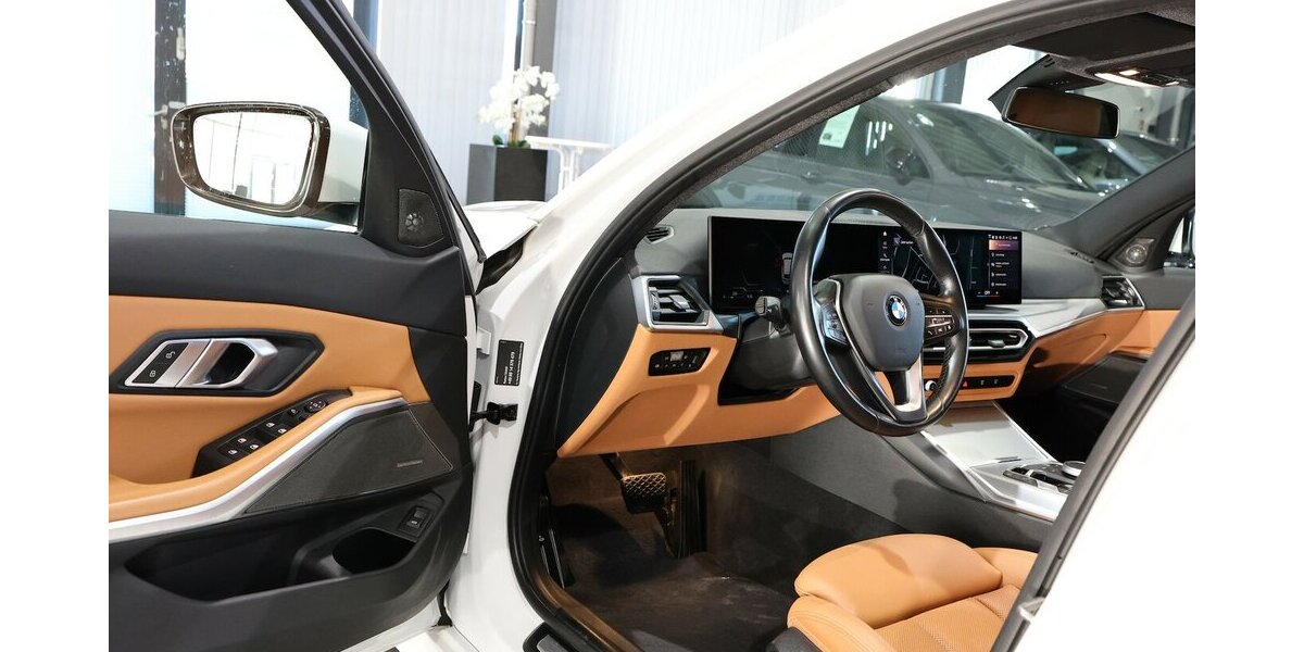 BMW 318d Touring SPORT WHITE & BROWN / CURVED+HUD 114.000 km 25.777 &euro; Hamm 59077