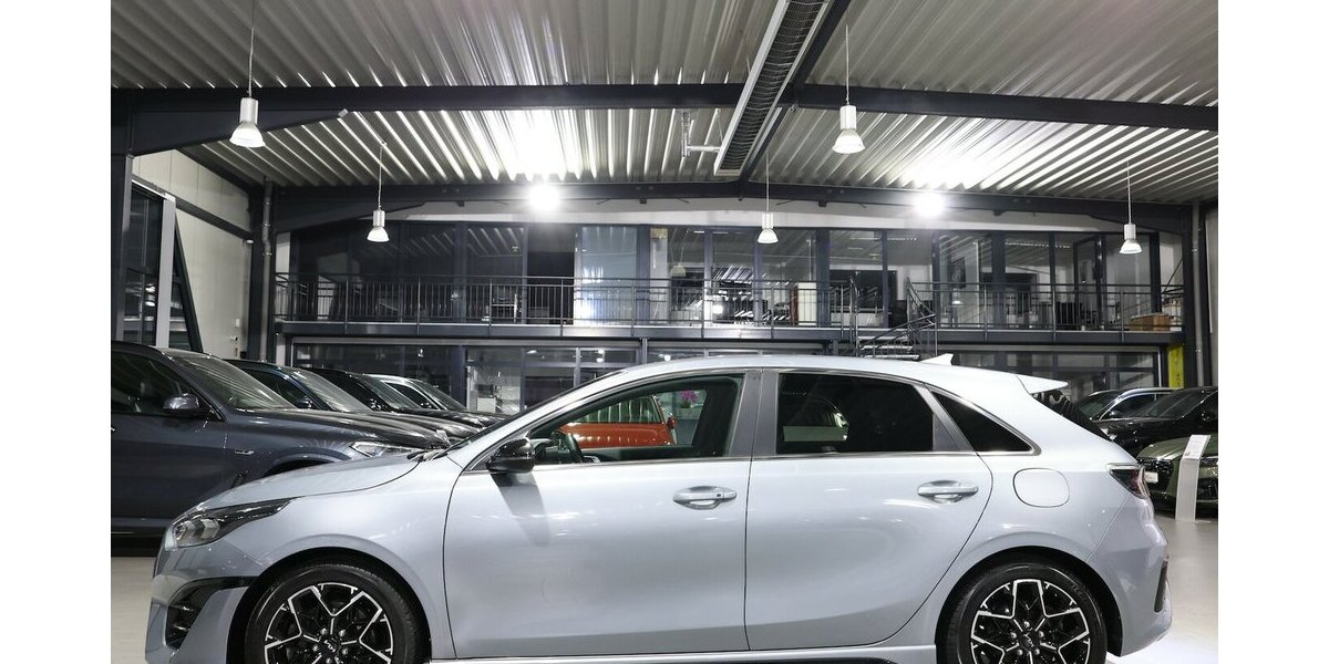 Kia cee´d 1.6 DCT GT-LINE SPORT LED, VIRTUAL-COCKPIT 66.000 km 20.444 &euro; Hamm 59077