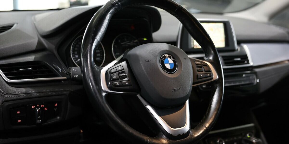 BMW 218 Gran Tourer d SPORT-LINE / LED / NAVI+ / ACC 173.000 km 10.992 &euro; Hamm 59077