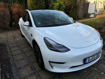 Gebrauchte Tesla Model 3