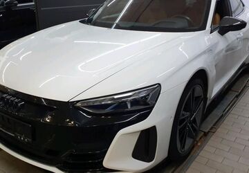 Audi RS e-tron GT 71.795 km 55.840 &euro; Hagen 58091