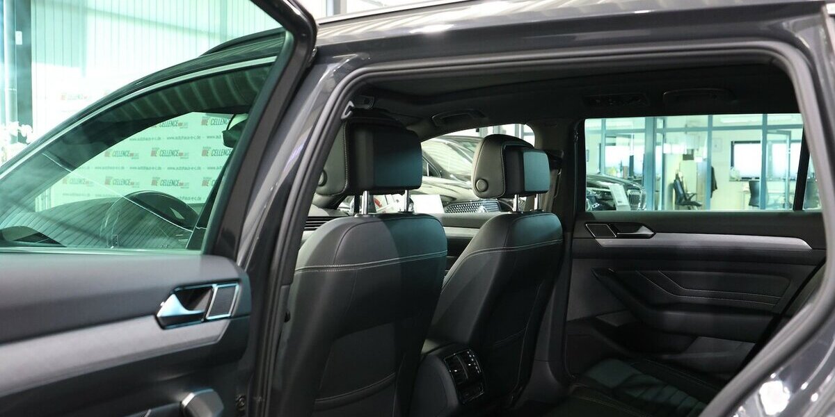 VW Passat Variant 2.0 TDI DSG BUSINESS IQ PANORAMA 122.000 km 22.777 &euro; Hamm 59077