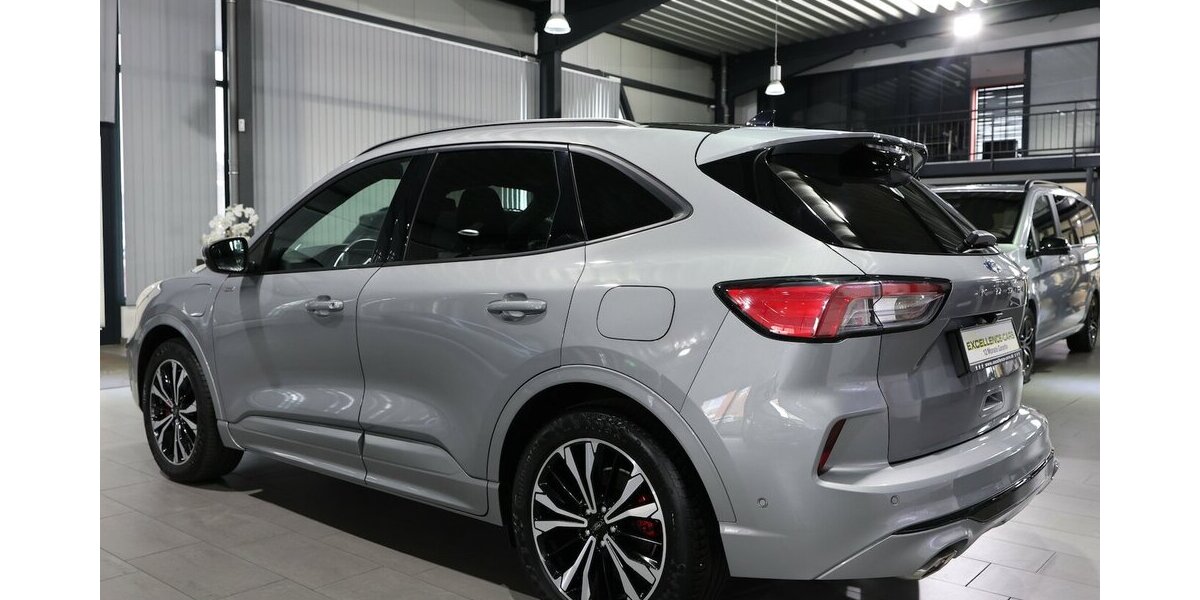 Ford Kuga 2.5 P-HEV ST-LINE-X STYLING SPORT PANORAMA 73.000 km 21.777 &euro; Hamm 59077