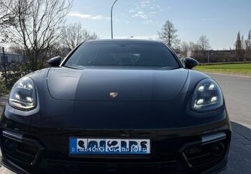 Porsche Panamera 125.000 km 62.544 &euro; Werl 59457