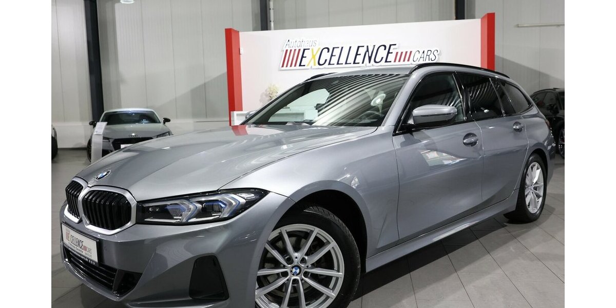 BMW 318d Touring SPORT GREY & RED LEDER,CURVED+HUD 73.000 km 28.993 &euro; Hamm 59077
