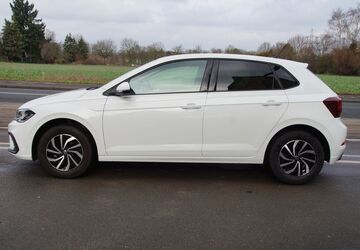 VW Polo 7.259 km 18.399 &euro; Dortmund 44319