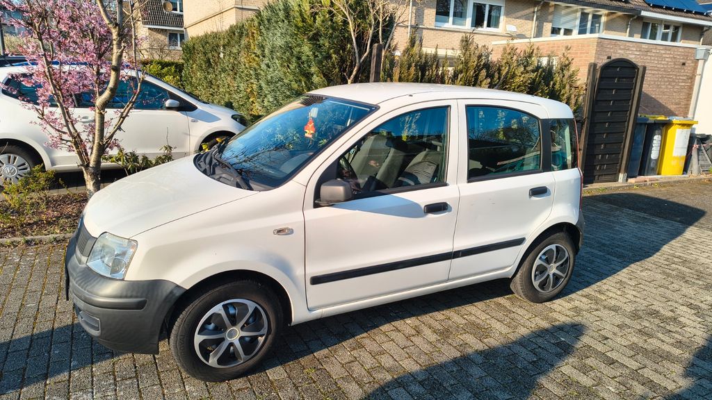 Fiat Panda 87.500 km 1.999 &euro; Dortmund 44143