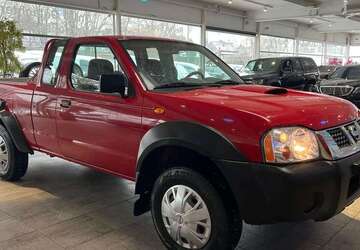 Nissan Navara 120.000 km 9.800 &euro; Datteln 45711