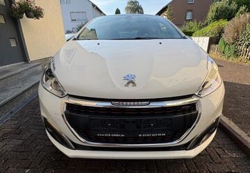 Peugeot 208 63.667 km 7.949 &euro; Kamen 59174