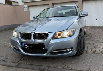 BMW 318 177.000 km 7.499 &euro; Dortmund 44147