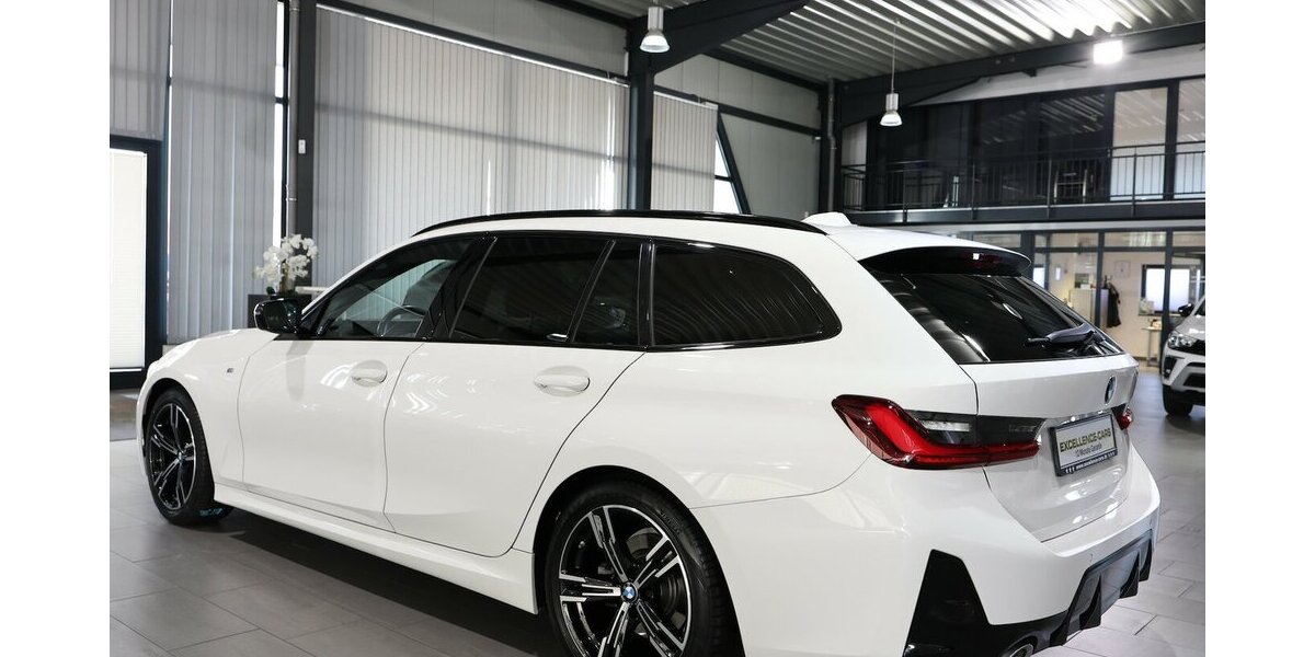 BMW 320d Touring M-SPORTPAKET SHADOW / CURVED 100.000 km 32.555 &euro; Hamm 59077