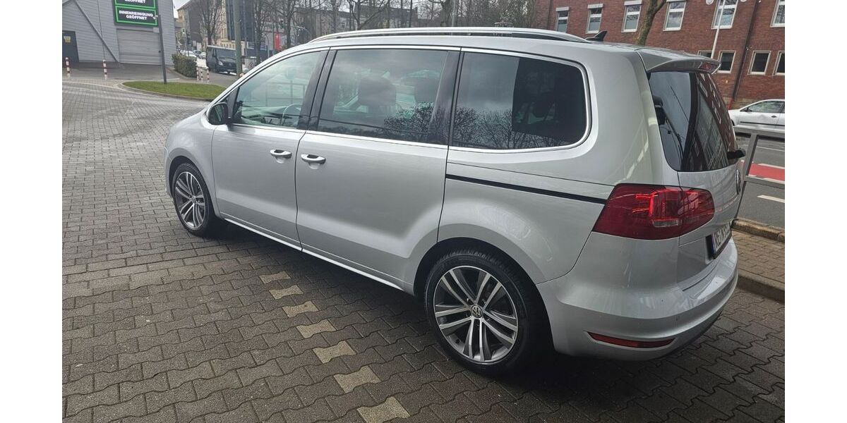 VW Sharan 89.156 km 24.499 &euro; Castrop-Rauxel 44575