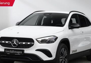 Mercedes-Benz GLA 180 9.900 km 42.895 &euro; Ahlen 59229