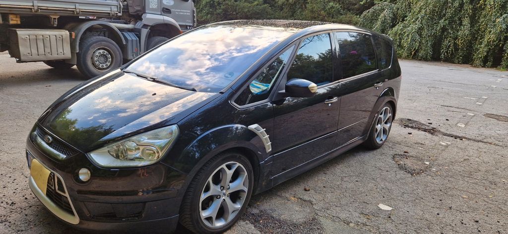 Ford S-Max 272.000 km 4.380 &euro; Lünen 44532