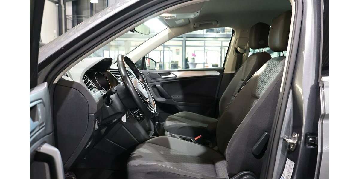 VW Tiguan 2.0 TDI Comfortline / LED, ACC+LANE, NAVI 125.000 km 19.991 &euro; Hamm 59077