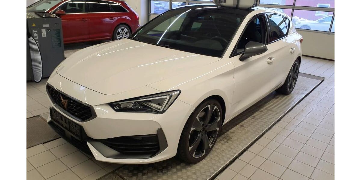Cupra Leon 16.982 km 28.189 &euro; Hamm 59067