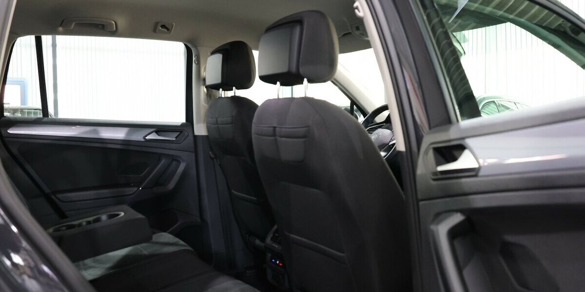 VW Tiguan 2.0 TDI DSG 4M IQ LIFE LED, HEAD-UP, NAVI 105.000 km 23.888 &euro; Hamm 59077