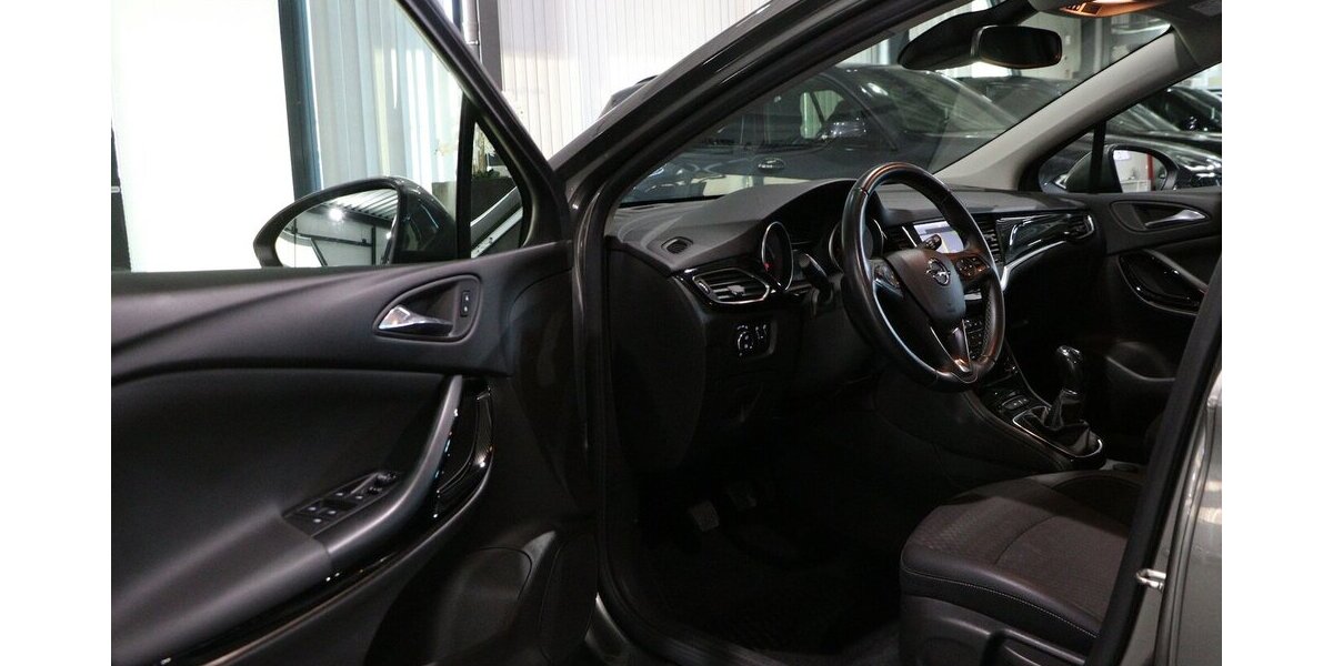 Opel Astra K ST 1.4 SIDI TURBO INNOVATION / LEDER / 99.000 km 11.221 &euro; Hamm 59077