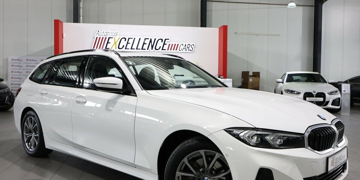 BMW 320d Touring SPORT / CURVED+HEAD-UP / PANORAMA 100.000 km 26.993 &euro; Hamm 59077