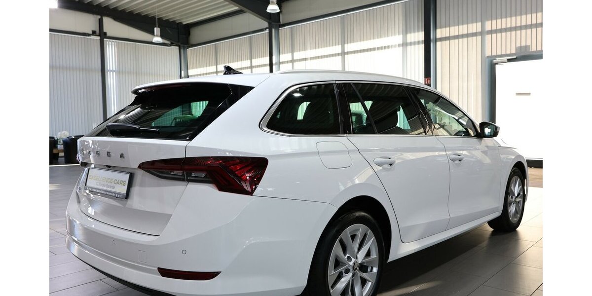 Skoda Octavia Combi 2.0 TDI FIRST-EDITION WHITE / LED 152.000 km 15.991 &euro; Hamm 59077