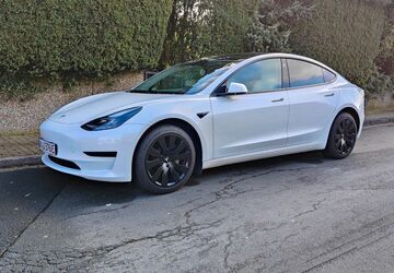 Tesla Model 3 29.900 km 25.900 &euro; Schwerte 58239