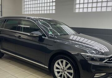 VW Passat Variant 136.635 km 18.900 &euro; Kamen 59174