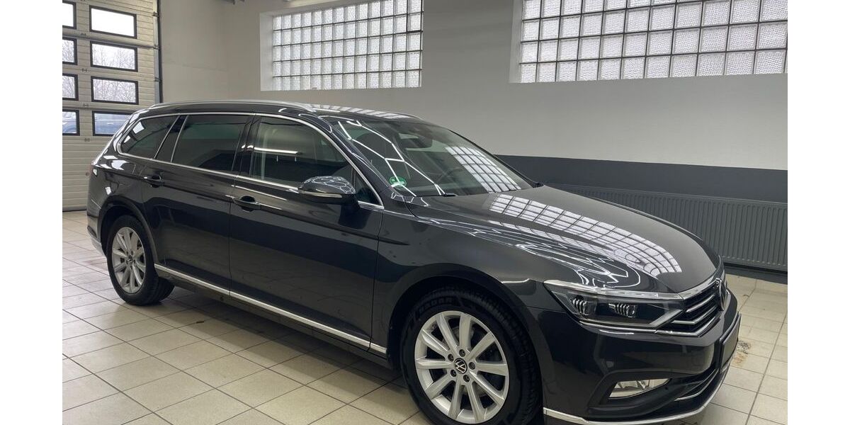 VW Passat Variant 136.635 km 18.900 &euro; Kamen 59174