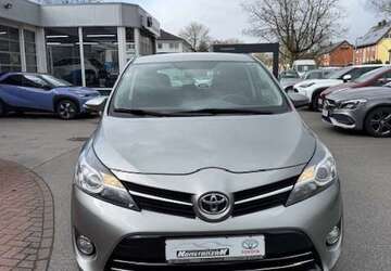 Toyota Verso 168.856 km 8.900 &euro; Datteln 45711