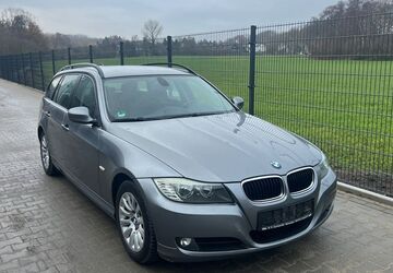 BMW 318 298.084 km 2.799 &euro; Kamen 59174