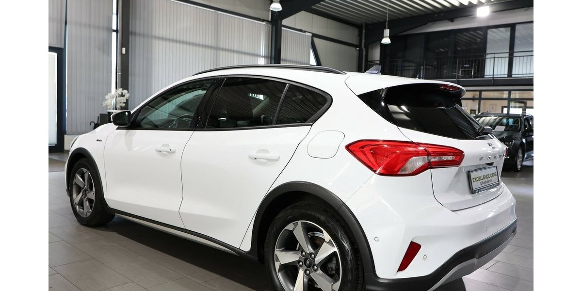 Ford Focus LIMOUSINE 1.5 EcoBlue ACTIVE WHITE / LED 83.000 km 14.991 &euro; Hamm 59077
