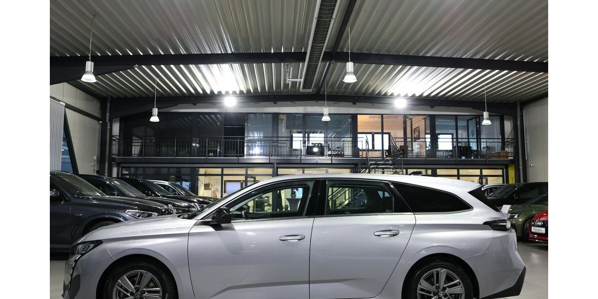 Peugeot 308 SW 130 BLUE-HDI ACTIVE PACK / I-COCKPIT, LED 130.000 km 15.555 &euro; Hamm 59077