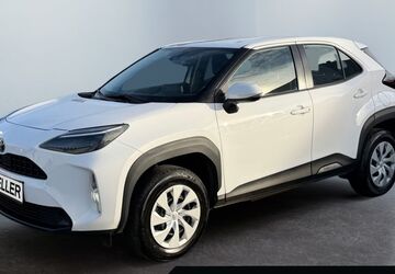 Toyota Yaris Cross 27.565 km 20.780 &euro; Hamm 59067