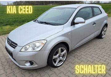 Kia ceed / Ceed 111.276 km 2.980 &euro; Ahlen 59227