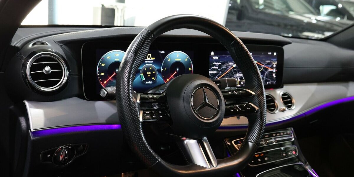 Mercedes-Benz E 200 d T BUSINESS AMG-LINE-SPORT WIDESCREEN,LED 38.000 km 41.777 &euro; Hamm 59077