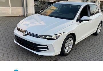VW Golf 8.200 km 23.498 &euro; Lünen 44534