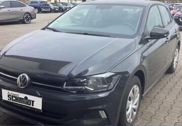 VW Polo 104.003 km 10.590 &euro; Hamm 59071