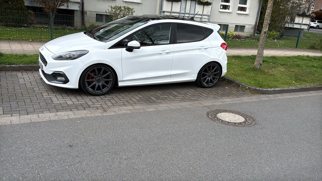 Ford Fiesta 80.000 km 16.000 &euro; Hamm 59069