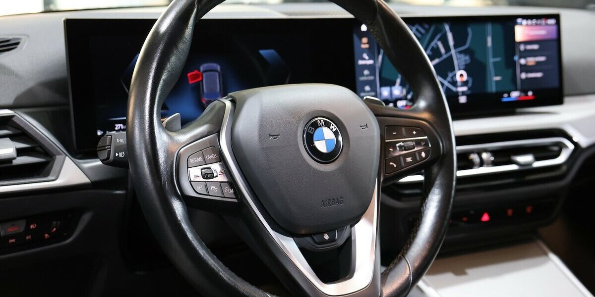 BMW 318d Touring ADVANTAGE CURVED+NAVI, LEDER, LED 67.000 km 29.777 &euro; Hamm 59077