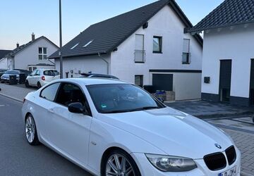 BMW 320 214.000 km 10.990 &euro; Wickede 58739
