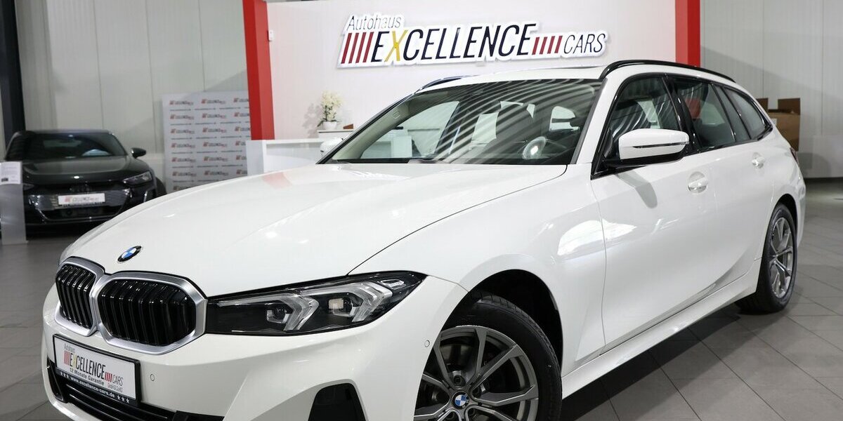 BMW 320d Touring SPORT / CURVED+HEAD-UP / PANORAMA 100.000 km 26.993 &euro; Hamm 59077