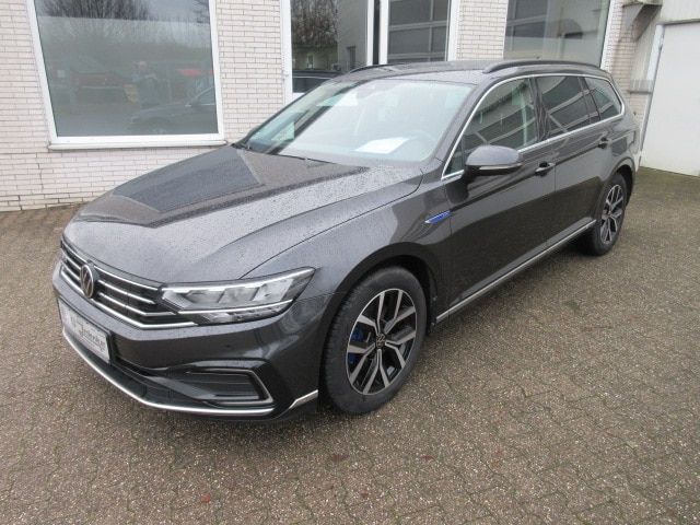 VW Passat Variant 79.700 km 21.888 &euro; Bergkamen 59192
