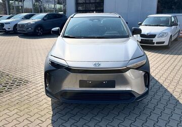 Toyota bZ4X 14.195 km 28.990 &euro; Lüdinghausen 59348